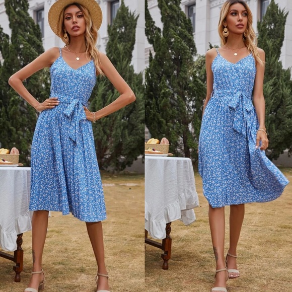 Floral print belted dress - Picture 3 of 9